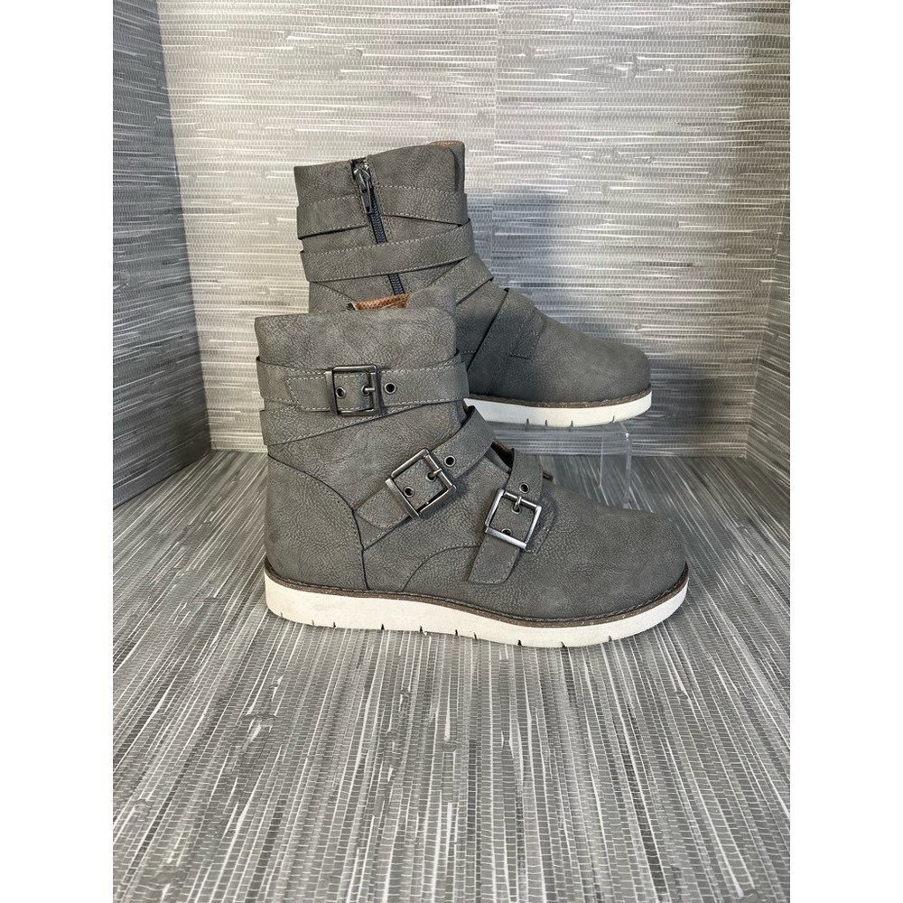 BOC Born Concept Womens Kiley Boots Gray Straps‎ Buckle Ankle Zip 7 M New
